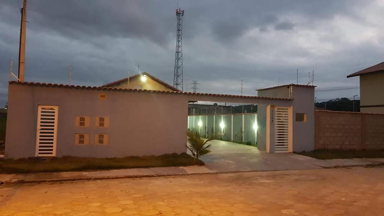 Vila Casa Com Piscina Em Itanhaém Exteriér fotografie